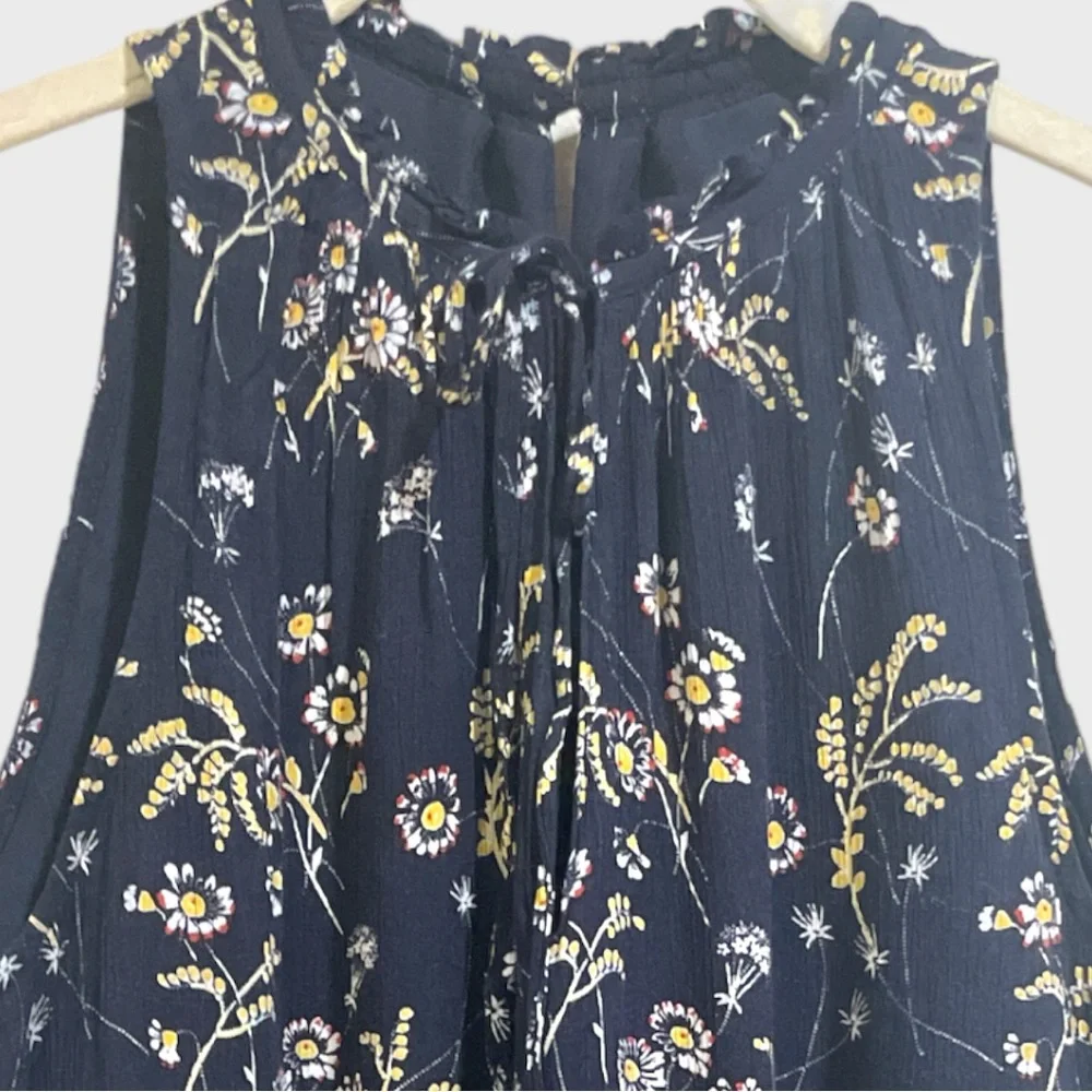 Ann Taylor Loft Navy Floral Casual Romper Size Small